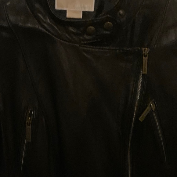 MICHAEL KORS LEATHER JACKET - Picture 2 of 4
